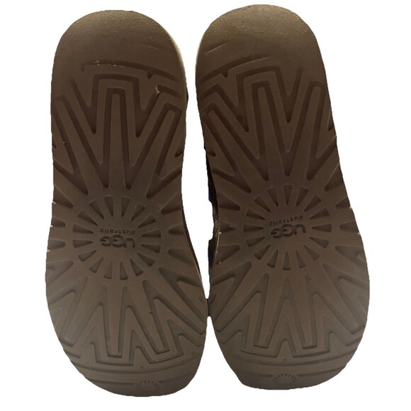 UGG Australia Classic Short Boots 5825 Gray Suede Sheepskin Lined Women's Size 9 - Picture 4 of 16